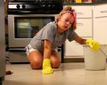 Prečo nemôžete umývať podlahy v noci - povera a realita