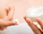 How to choose an anti-aging face cream