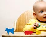 Six-month-old baby: developmental features, games and exercises