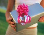 किंडरगार्टन में बच्चे मातृ दिवस के लिए कौन से शिल्प बना सकते हैं? मातृ दिवस के लिए नैपकिन से दिल बनाया जा सकता है