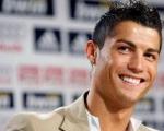 Stilinga Cristiano Ronaldo šukuosena: nuotrauka Naujausia Cristiano Ronaldo šukuosena