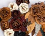 Roses and crafts for decorations (photo, video)