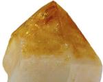 Citrine: types of stone, magical properties and cost